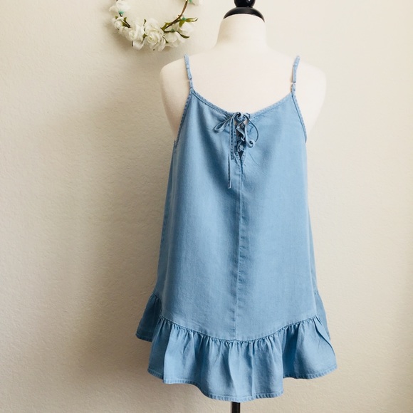 a.n.a (A New Approach) Light Denim Tank - Picture 2 of 3